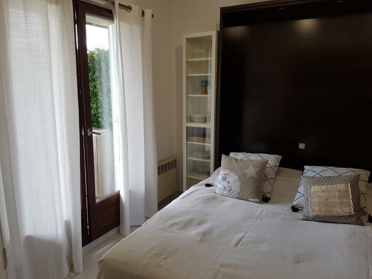 Appartement 2 Pieces Rez-De-Jardin A 2 Pas De La Plage Et De La Thalasso Cabourg Kültér fotó